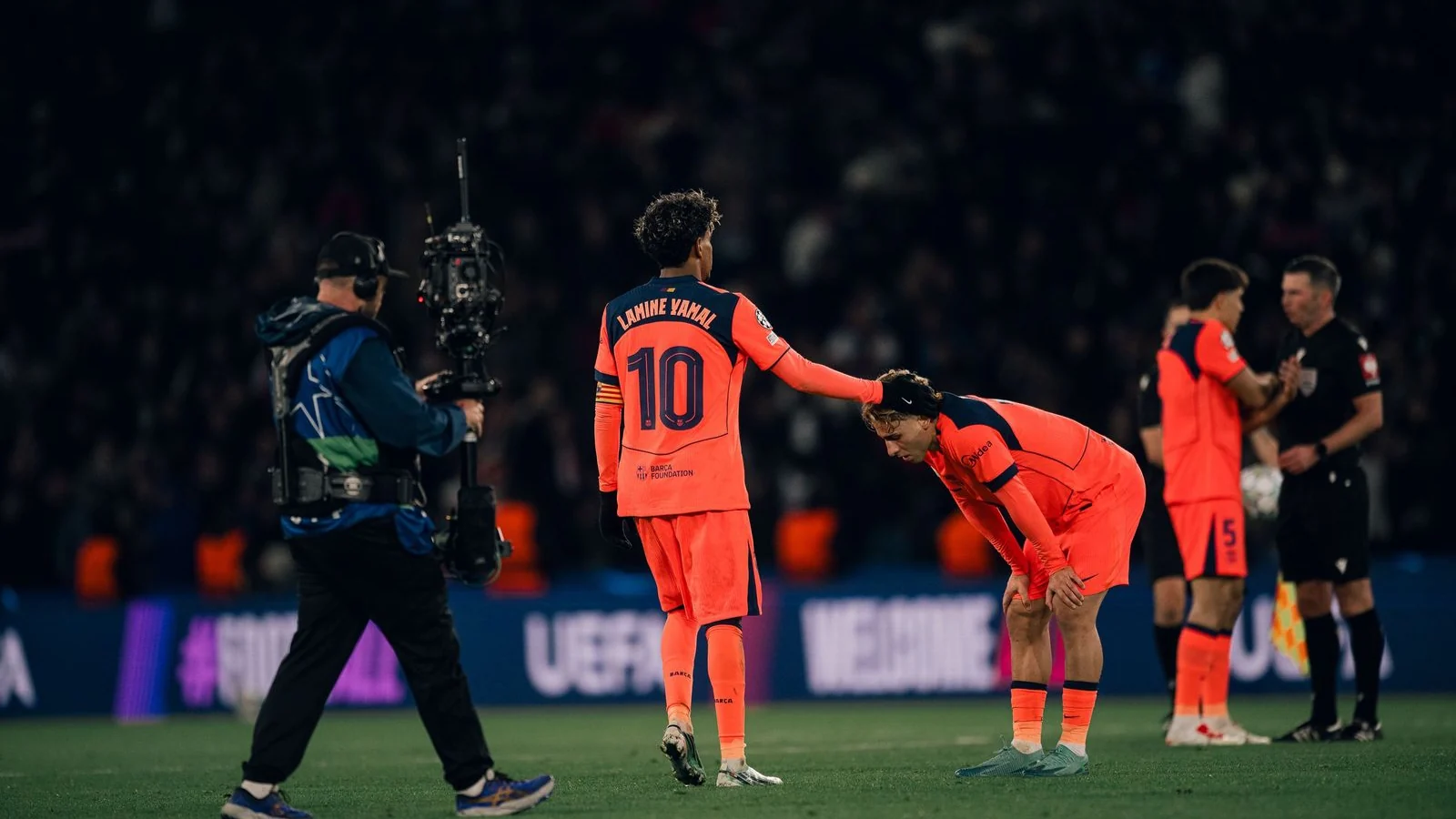 Barcelona players after their Champions League defeat to PSG in Paris