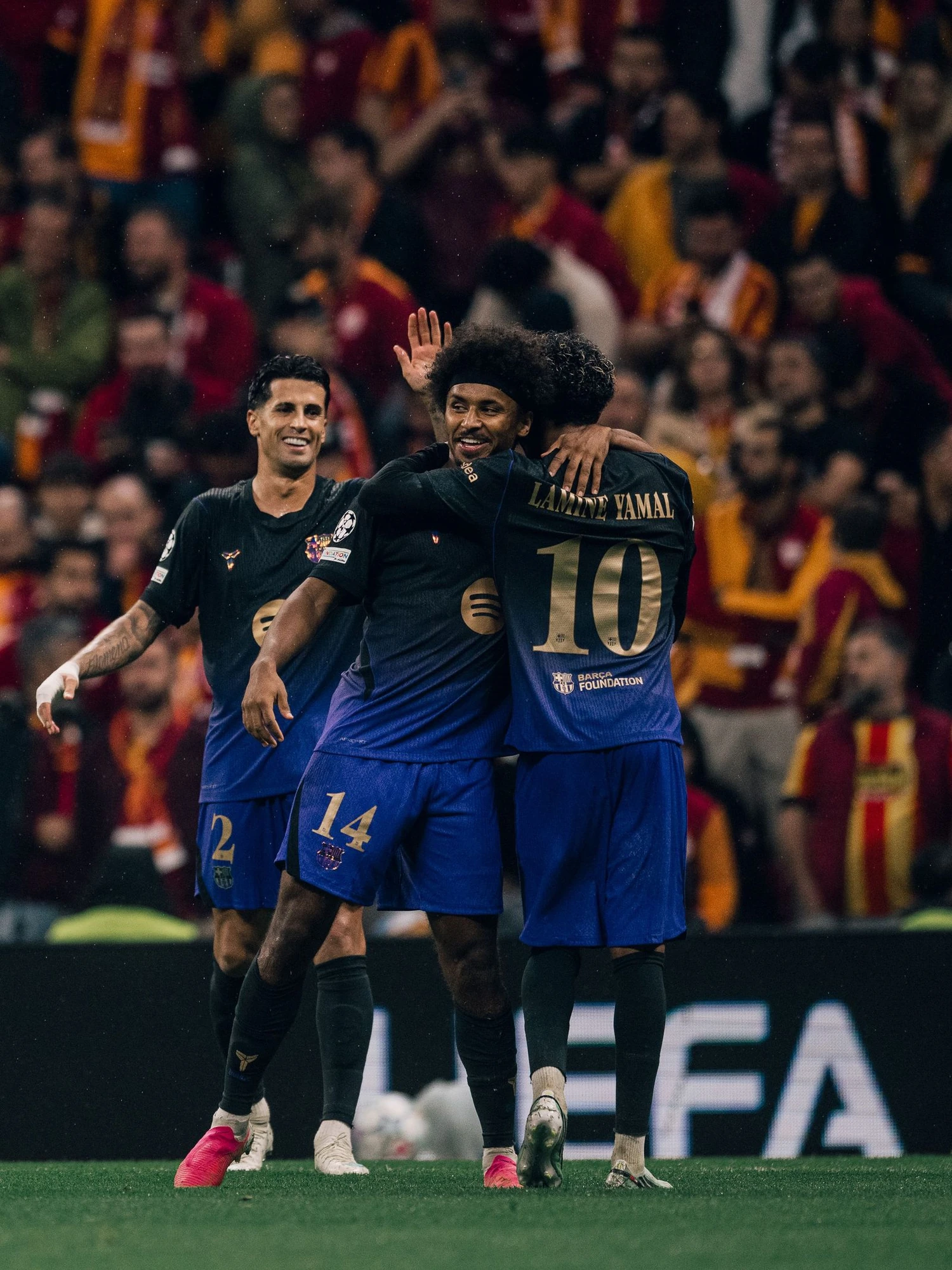 Lamine Yamal and Fermín López during Barcelona’s Champions League trip to Galatasaray