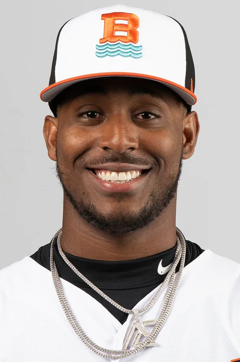 Orioles infield prospect Aron Estrada