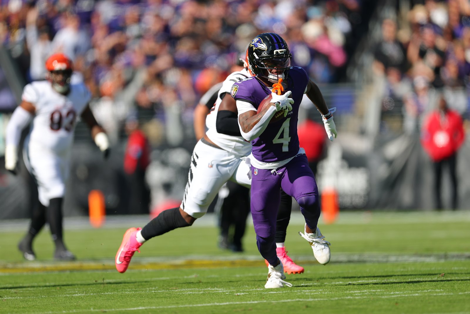 Zay Flowers runs with the ball against the Cincinnati Bengals in Week 7