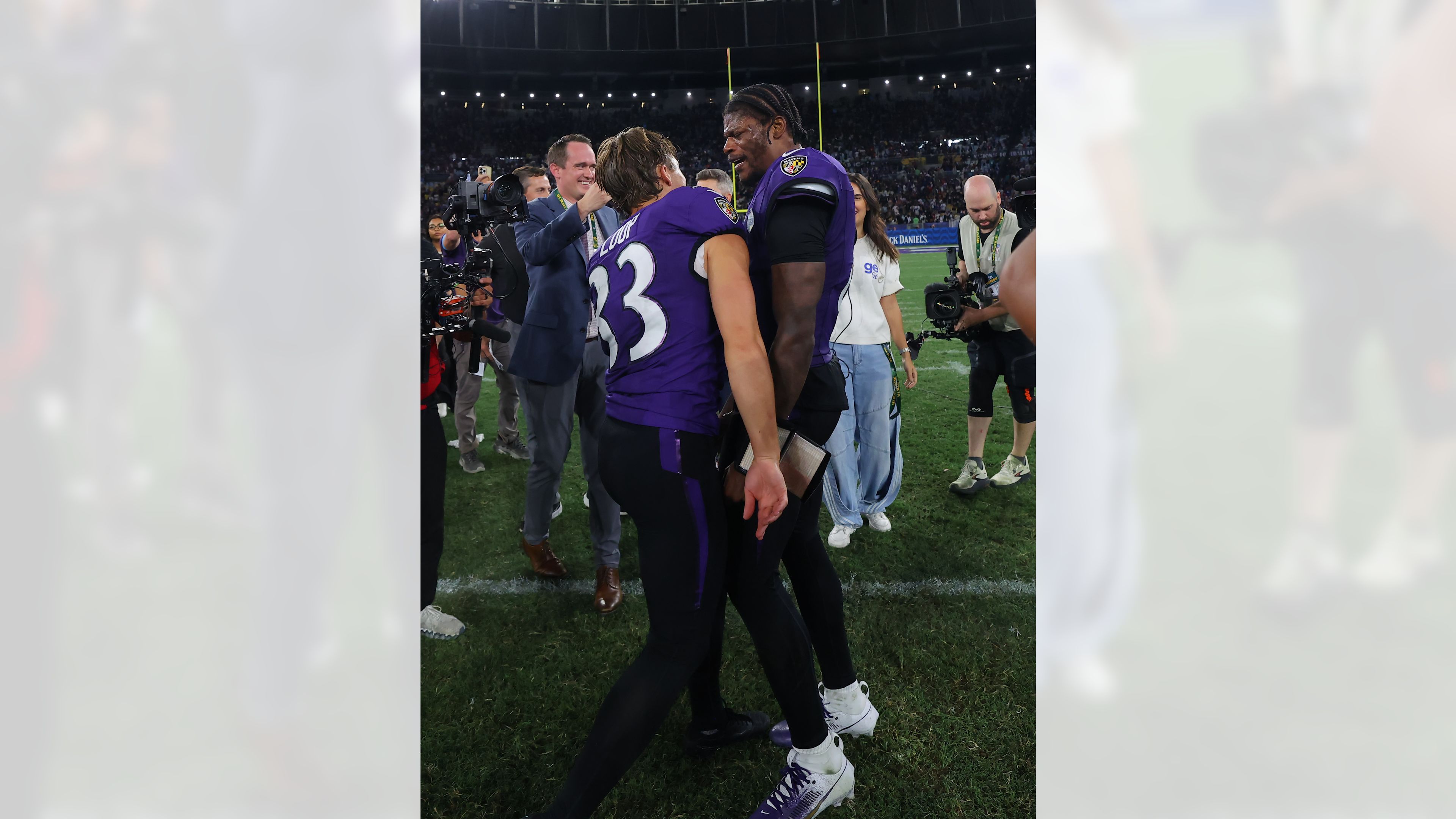 Tyler Loop and Lamar Jackson celebrate the Ravens' Week 3 win over the Cowboys